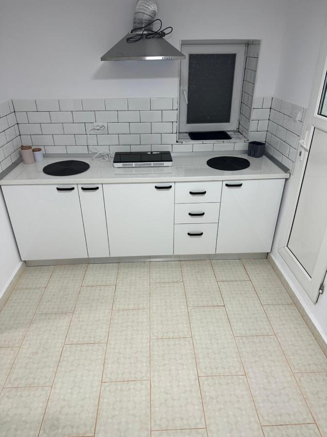 Apartamnet Regim Hotelier Бухарест Экстерьер фото