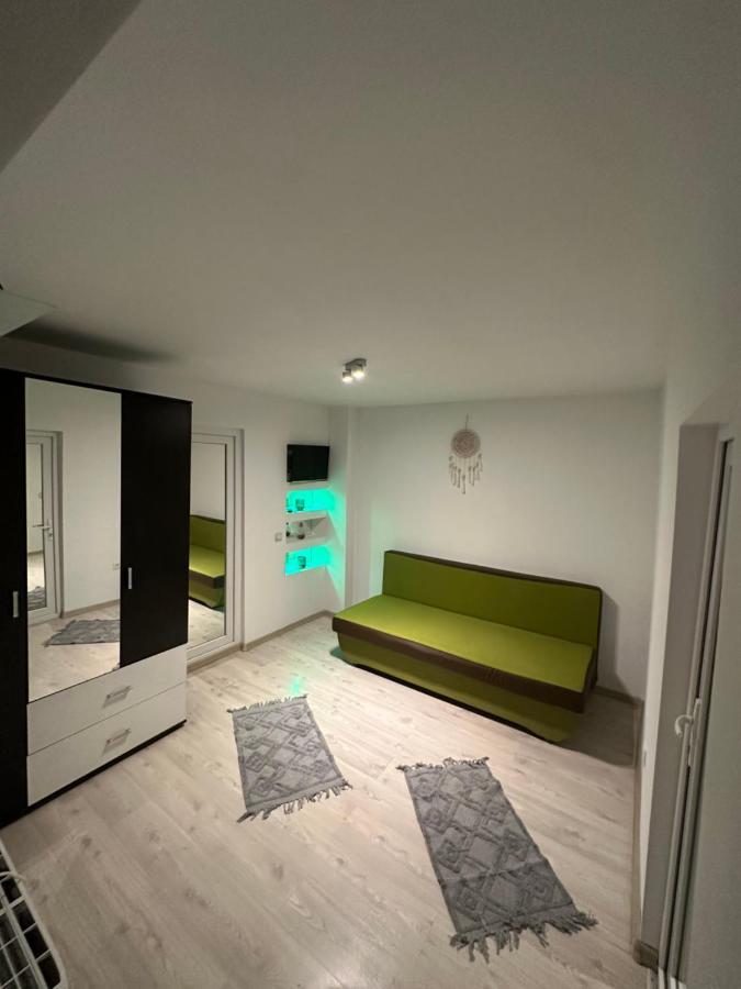 Apartamnet Regim Hotelier Бухарест Экстерьер фото